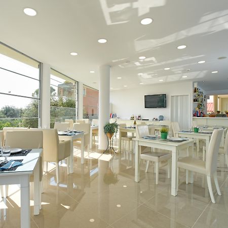 Palapart Gikas Suites And Studios ゴウヴィア エクステリア 写真