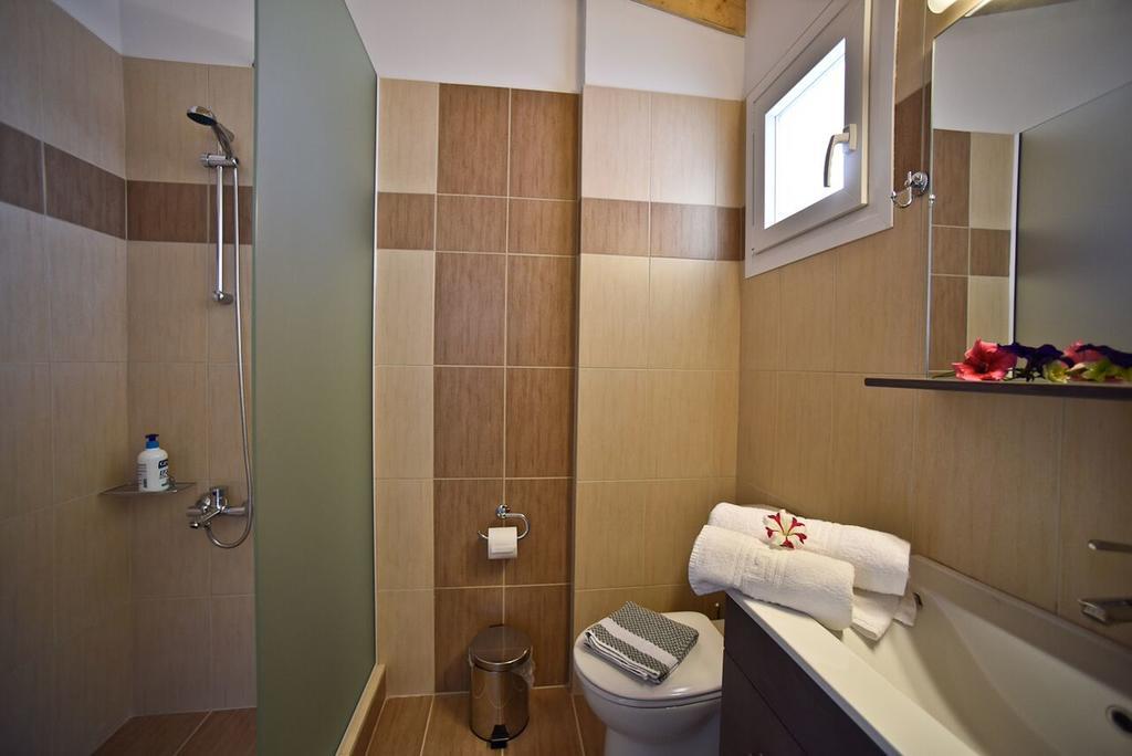 Palapart Gikas Suites And Studios ゴウヴィア エクステリア 写真